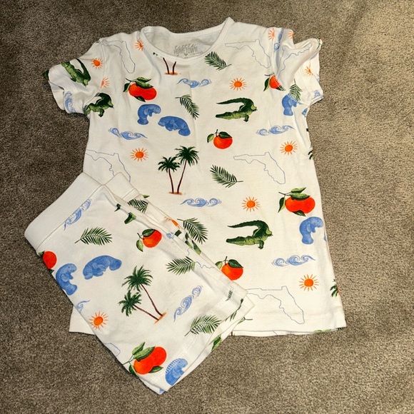 Little hometown Florida pjs - Picture 1 of 3
